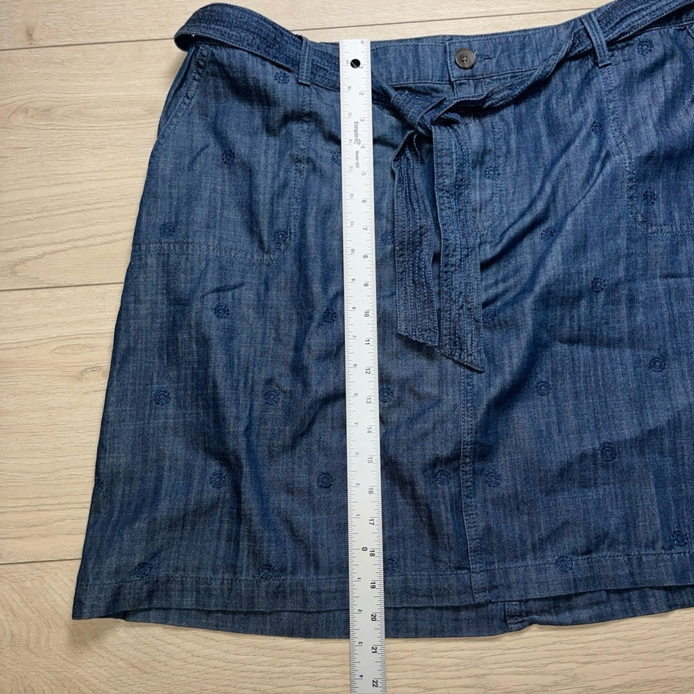 Talbots Denim Skirt NWT Womens 18 Embroidered Circle Design Pockets Belt Navy - Picture 5 of 9